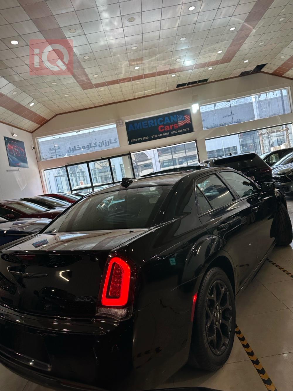 کرایسلەر 300